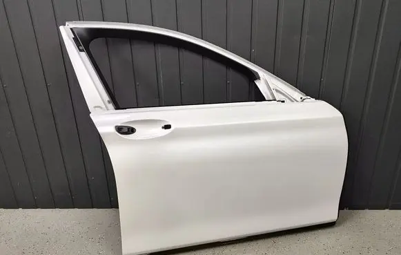BMW 7 G11 G12 Front door A96 MINERALWEISS