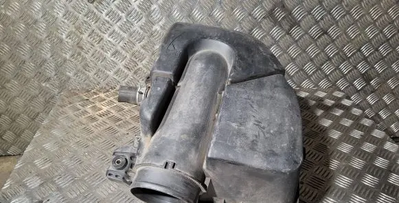 Honda Stream Air filter box