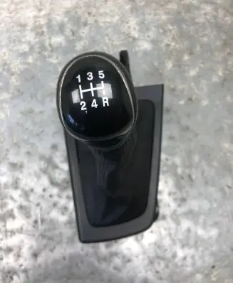 Ford Focus Gear shifter/selector BM51-A045B-79
