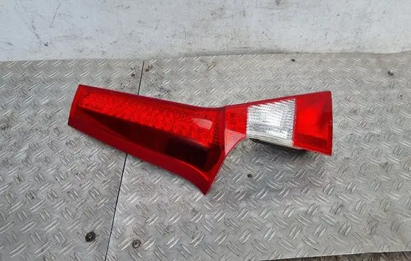Volvo V70 Rear/tail lights 31265457 30678545 30678547