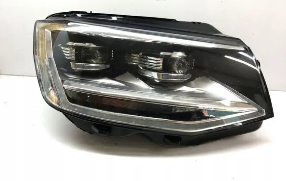 Volkswagen Transporter - Caravelle T6 Headlight/headlamp