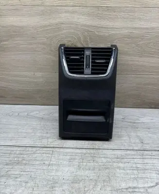 Skoda Octavia Mk3 (5E) Rear air vent grill 5E0819203A 5E0863284B 330824