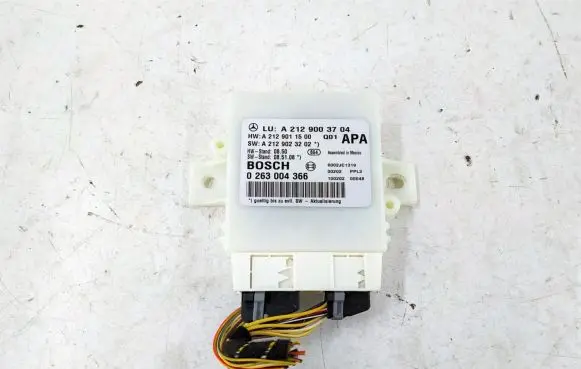 Mercedes-Benz E W212 Parking PDC control unit/module DALISID2588 A2129003704 2129003704