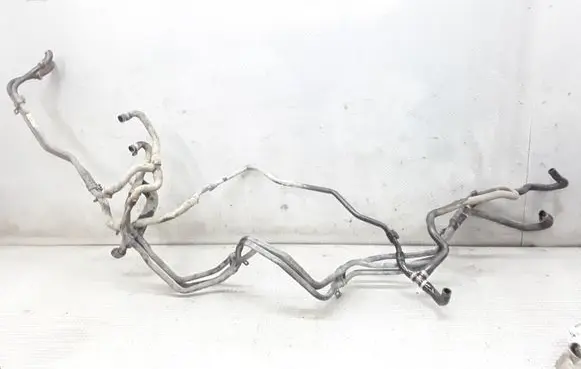 Mercedes-Benz Sprinter W906 Engine coolant pipe/hose