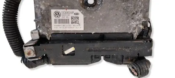 Volkswagen Polo IV 9N3 Engine control unit/module 03C906024AP 61601447 6J639691T