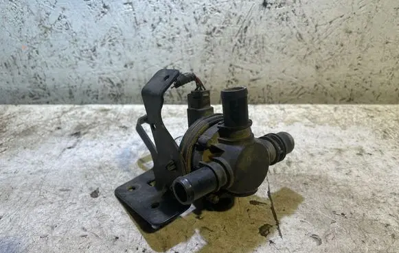 Chevrolet Volt I Electric auxiliary coolant/water pump 22830923 2011123