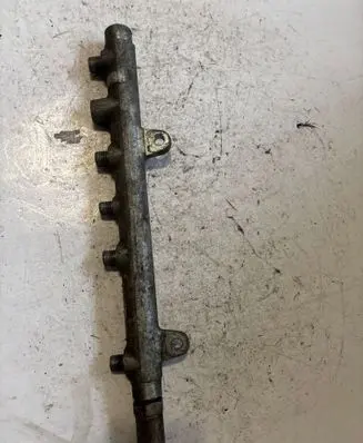 Renault Laguna II Fuel main line pipe 0445214024 7700114017