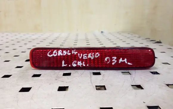 Toyota Corolla Verso E121 Rear tail light reflector E43020003