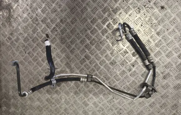 Power steering hose/pipe/line
