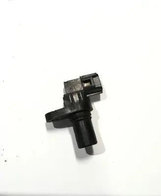 Mitsubishi Pajero Camshaft position sensor J5T23282 1821