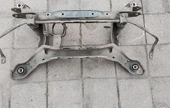 Volvo XC70 Rear beam 31317234