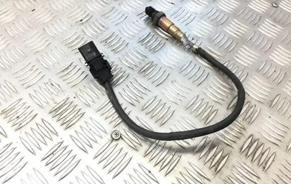 BMW 6 F12 F13 Lambda probe sensor 779382503 7793825