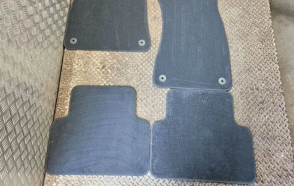 Audi A5 Car floor mat set 8B1863011