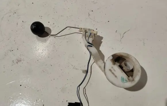 Fuel level sensor