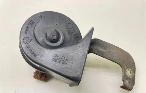 Volvo V50 Horn signal 0055306 2799Y0V
