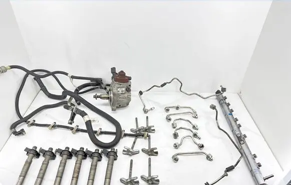 BMW 5 F10 F11 Fuel injection system set 0445010638 7823470 782346101
