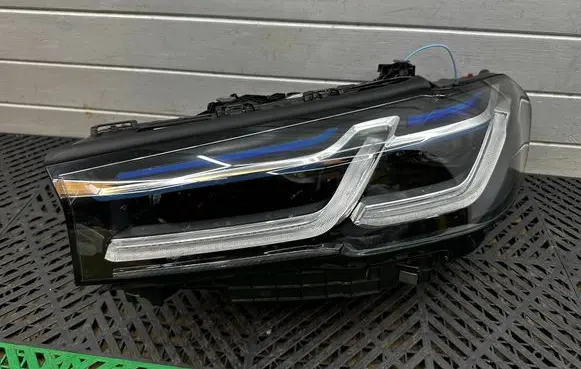 BMW 5 G30 G31 G38 Headlight/headlamp 5A388D5 01616921 1EX2644
