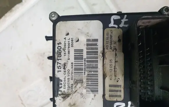 Peugeot 407 ABS Pump 15716601 K71020137 S118676001L