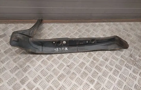 Audi S5 Fender end trim 8T0821111
