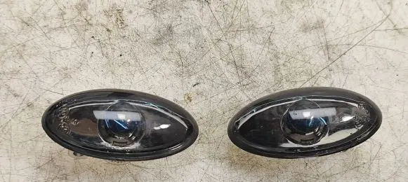 Toyota Aygo AB10 Front fender indicator light 572319BE 685701 0111222A
