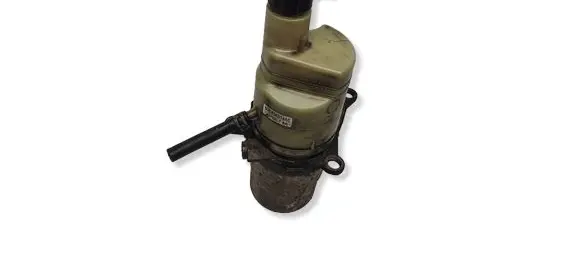 Volvo S40 Power steering pump 9N513K514AC