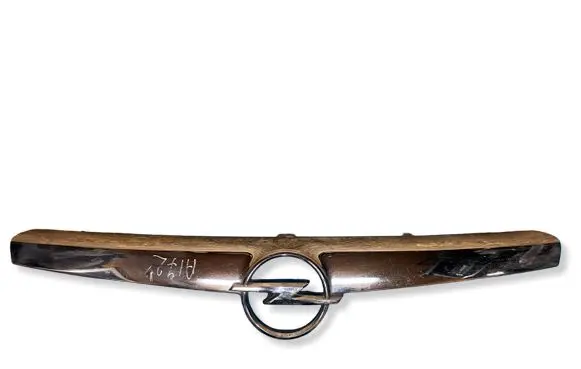 Opel Vivaro Front grill 2136