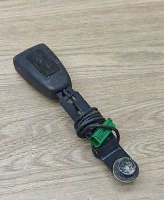 Volvo V70 Front seatbelt buckle 601225300B 080384389