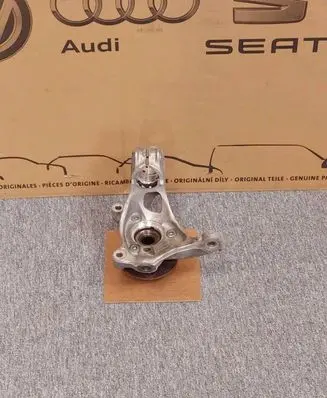 Volkswagen Golf VII Front wheel hub 5Q0.407.258.A 5Q0407258A