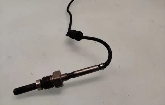 Audi A8 S8 D3 4E Exhaust gas temperature sensor 057906088