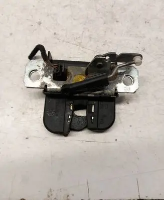 Volkswagen Polo IV 9N3 Tailgate/trunk/boot lock/catch/latch 6Q6827505E