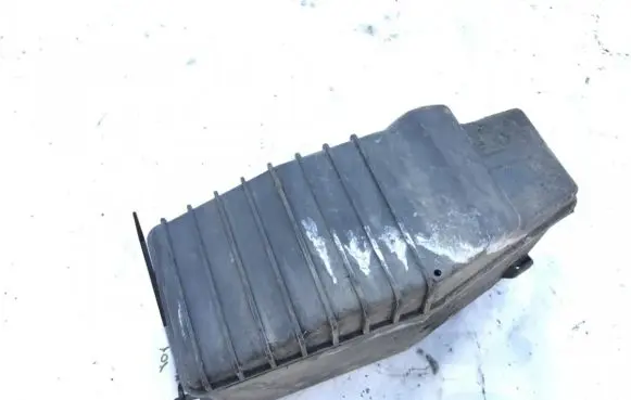Renault Laguna I Intake resonator 7700858315 7700859506