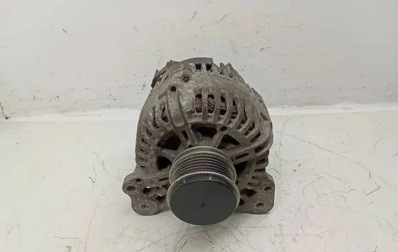 Skoda Roomster (5J) Generator/alternator 03P903023F 2610088A 310007529