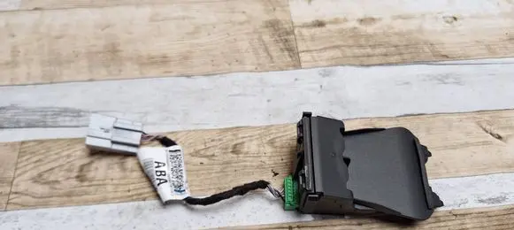 Windshield/windscreen camera