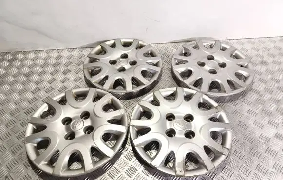 Hyundai i20 (PB PBT) R16 wheel hub/cap/trim 529601J000