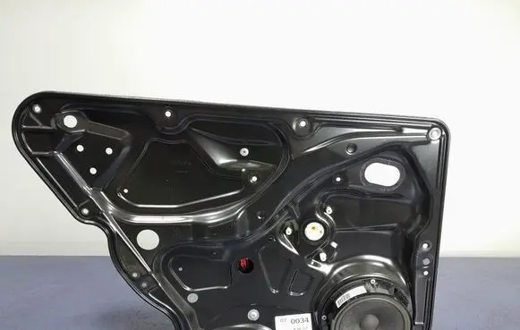 Regulador de puerta trasera con motor