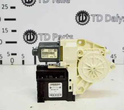 Volkswagen Tiguan Front door window regulator motor 5N0959792 5N0959702D