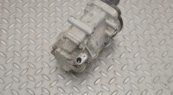 Lexus ES 250 - 300 - 330 Air conditioning (A/C) compressor (pump) 0424001101 ESB27C