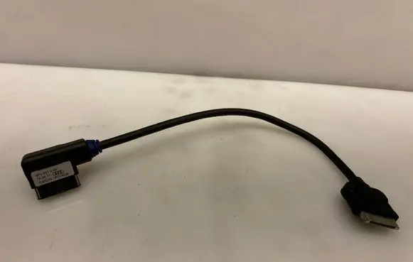Audi A6 S6 C7 4G iPod connector socket 4F0051510K