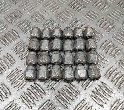 Toyota Hilux (AN120, AN130) Nuts/bolts 9094201082