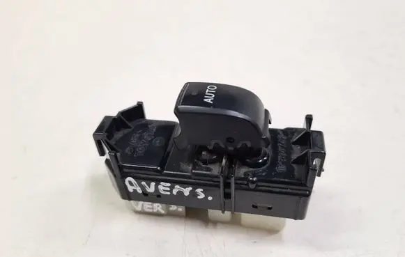 Toyota Avensis Verso Electric window control switch 8403044020 514777