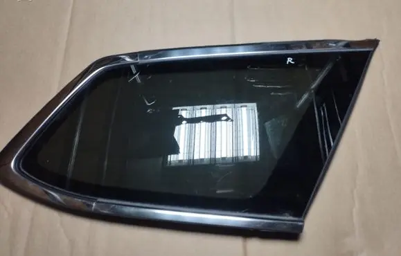 Honda Accord Rear side window
