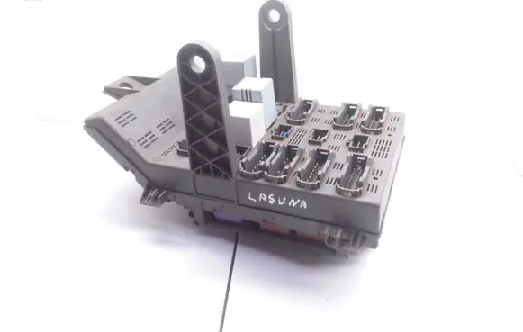 Renault Laguna I Fuse box set 7700821586