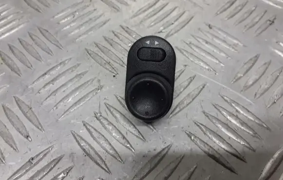 Opel Zafira A Wing mirror switch 09226861