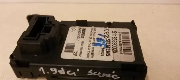 Renault Scenic II - Grand scenic II Ignition key card reader S118539002A 8200125077 S118539002