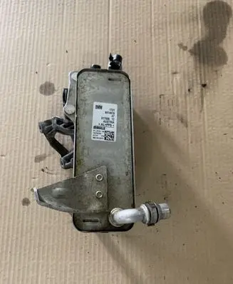 BMW 5 G30 G31 G38 Gearbox / Transmission oil cooler 8514515