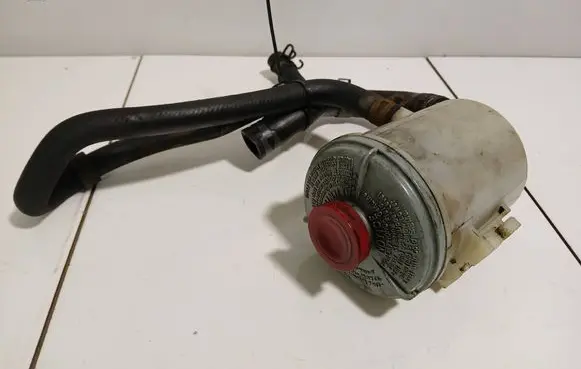 Honda CR-V Power steering fluid tank/reservoir 