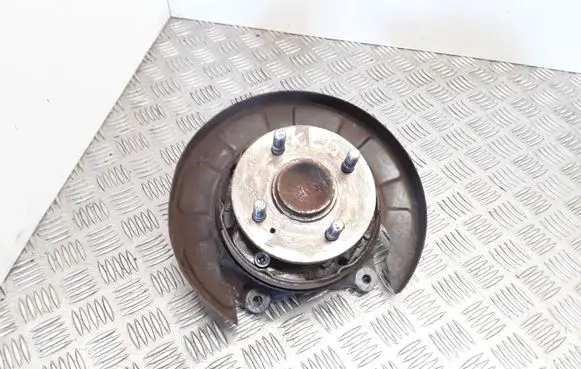 Hyundai i20 (PB PBT) Rear wheel hub