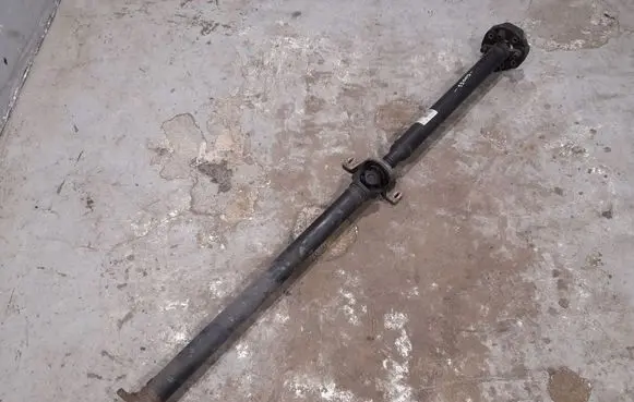 Mercedes-Benz E W212 Drive shaft (set) 2124103116 A2124103116