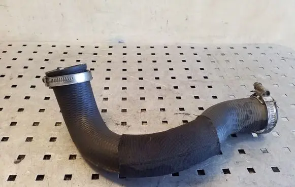 Peugeot 3008 I Intercooler hose/pipe