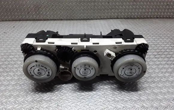 Mitsubishi Colt Climate control unit 69657032